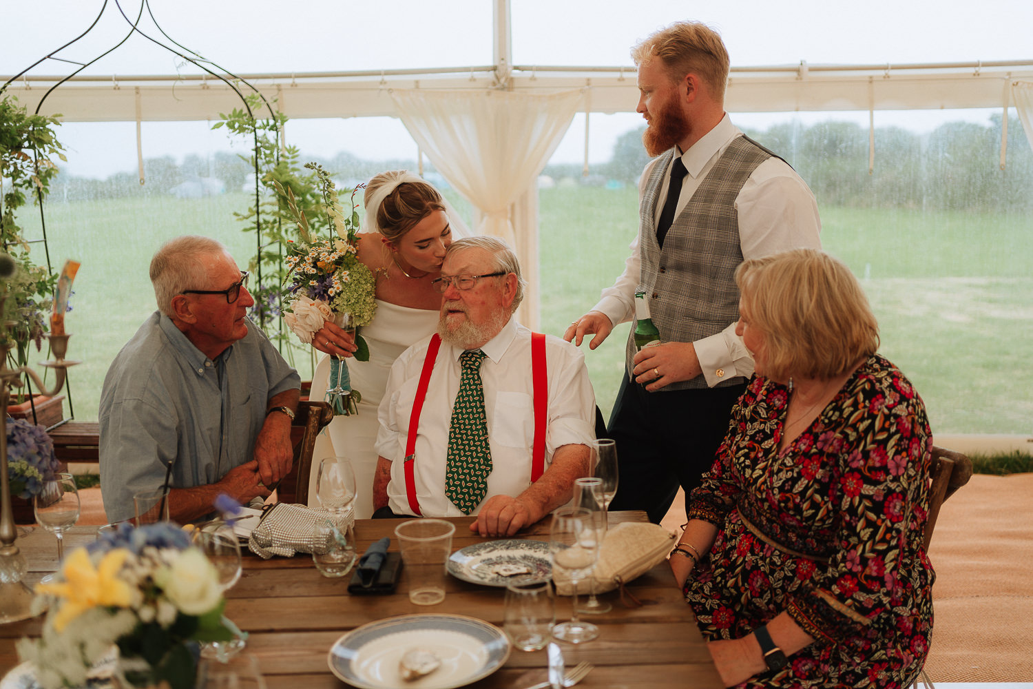 FAMILY HOME FARM WEDDING PHOTOGRAPHY LLANTWIT MAJOR 011 FAMILY HOME FARM WEDDING PHOTOGRAPHY LLANTWIT MAJOR 011